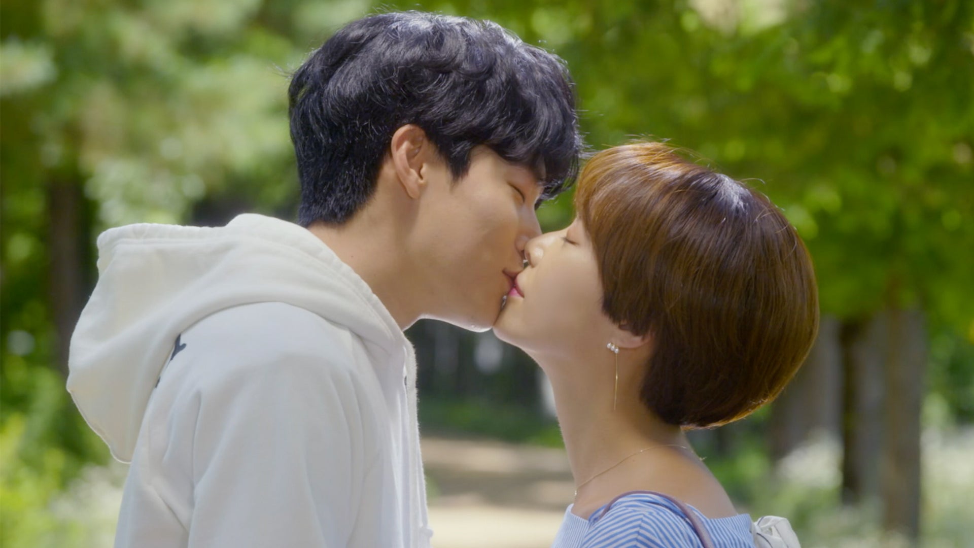 Lucky Romance season 1 episode 1 on undefined