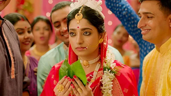 Indu season 1 episode 2 on Hoichoi