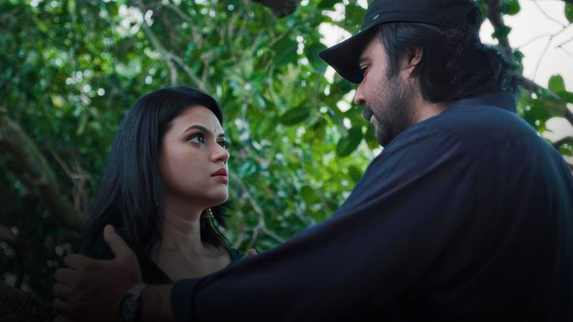 Azad (Hindi) season 1 episode 6 on Hoichoi