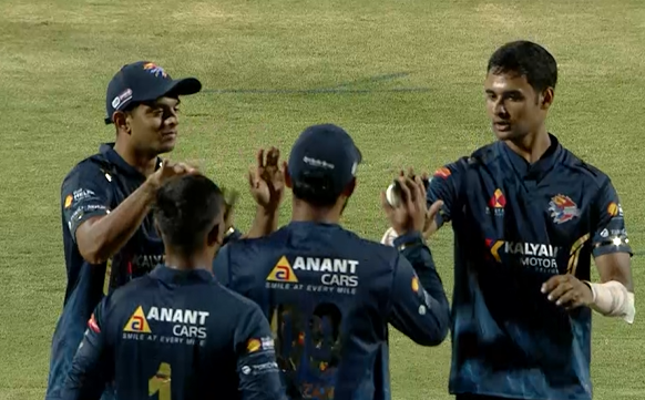 Kalyani Bengaluru Blasters beat Shivamogga Yodhas by 16 runs on VJD method | Match 4 on Fan Code