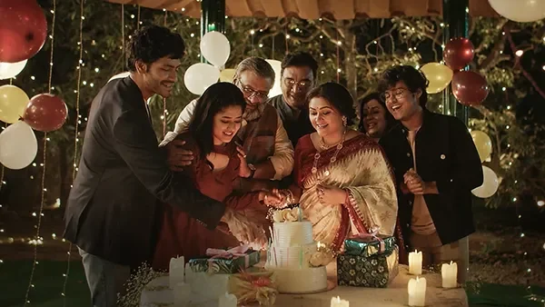 Rajneeti (Hindi) season 1 episode 3 on Hoichoi