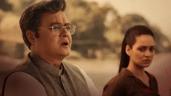 Mahabharat Murders season 1 episode 8 on Hoichoi