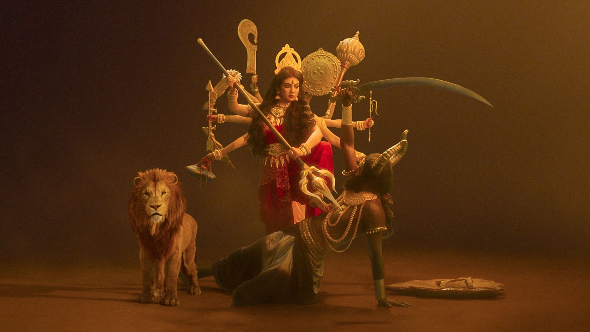 Mohishashur Mordini season 1 episode 7 on Hoichoi
