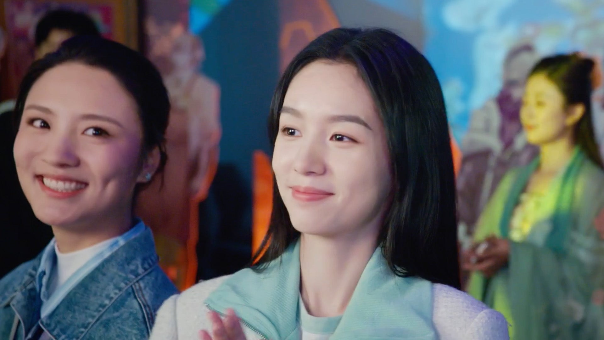 Everyone Loves Me season 1 episode 18 on undefined